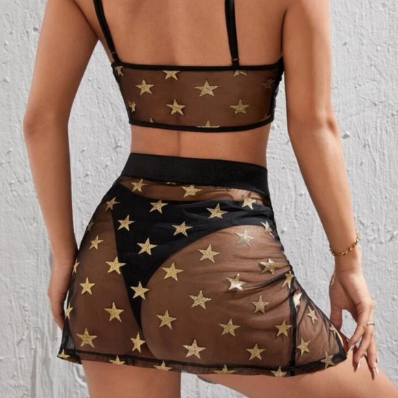 Rave Festival 5 piece 
Star Print Fuzzy Cuff Mesh Top
Size small - Picture 11 of 16